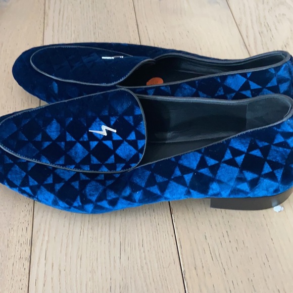 Never worn Patterned blue loafer - Picture 2 of 3